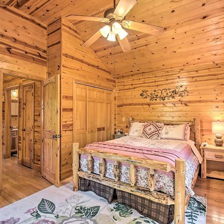 Cozy Hiawassee Cabin With Fire Pit And Mtn Views! Εξωτερικό φωτογραφία